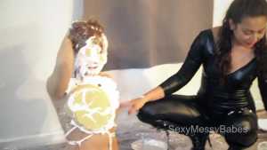 tied-and-pied-sabrina_16.jpg